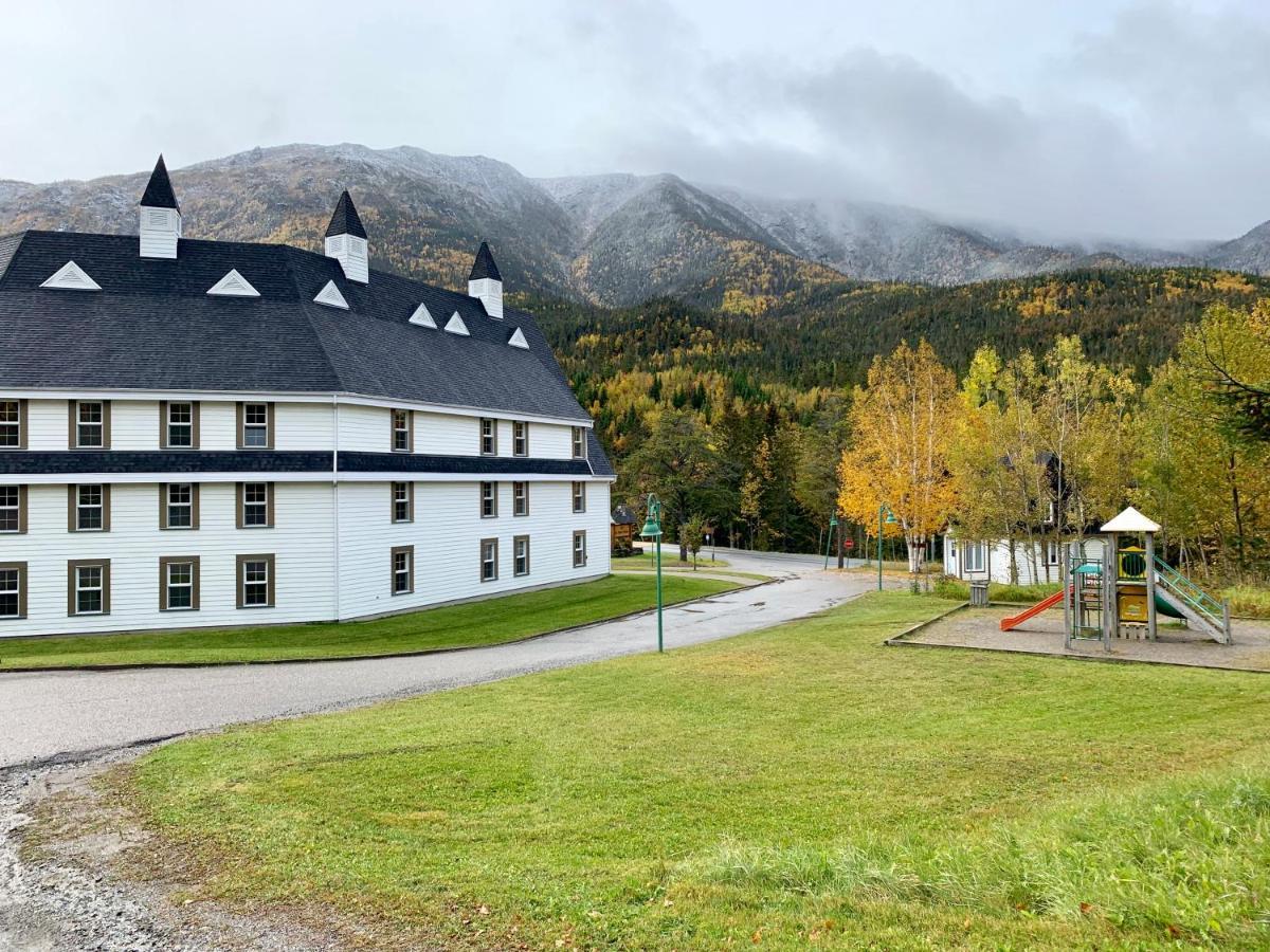 Gite Du Mont-Albert - Sepaq Sainte Anne-des-Chênes Екстериор снимка