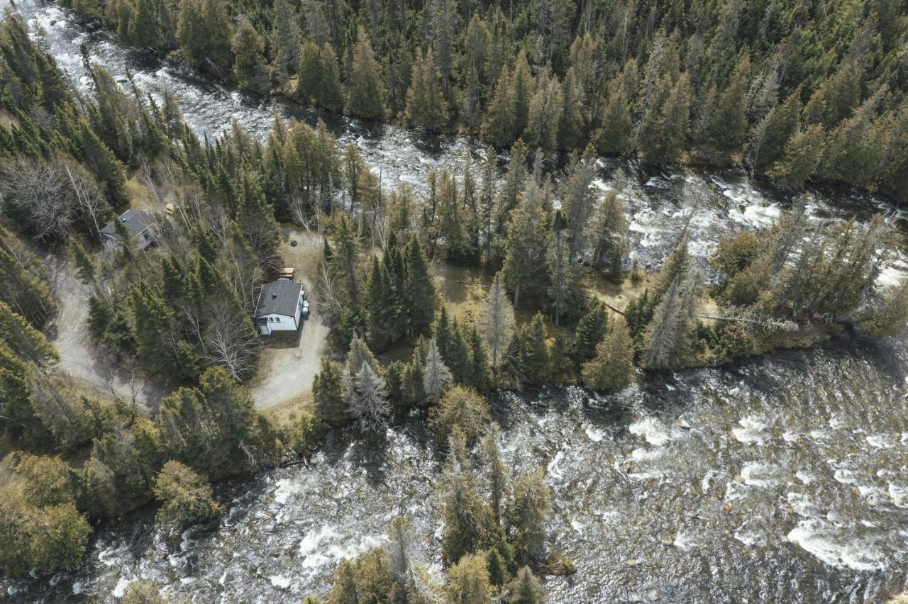 Gite Du Mont-Albert - Sepaq Sainte Anne-des-Chênes Екстериор снимка