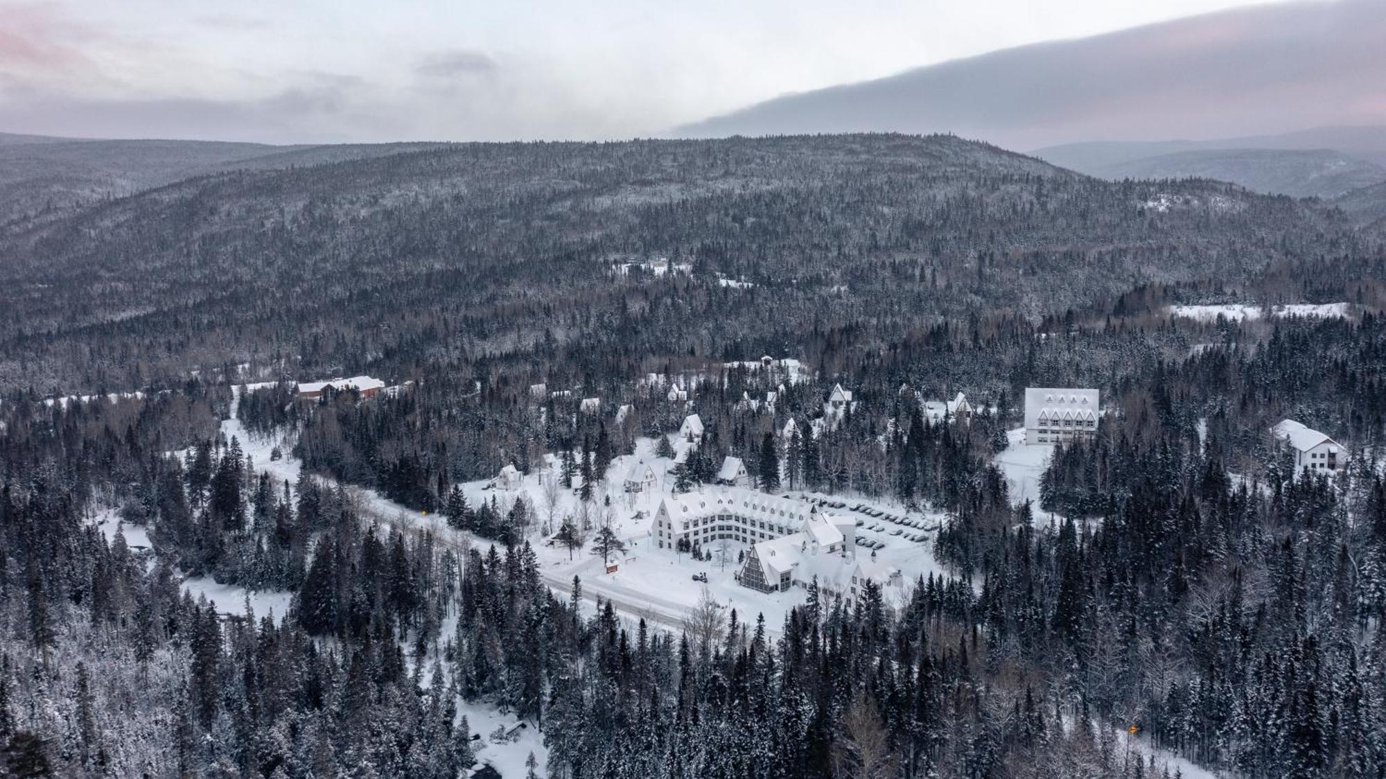 Gite Du Mont-Albert - Sepaq Sainte Anne-des-Chênes Екстериор снимка