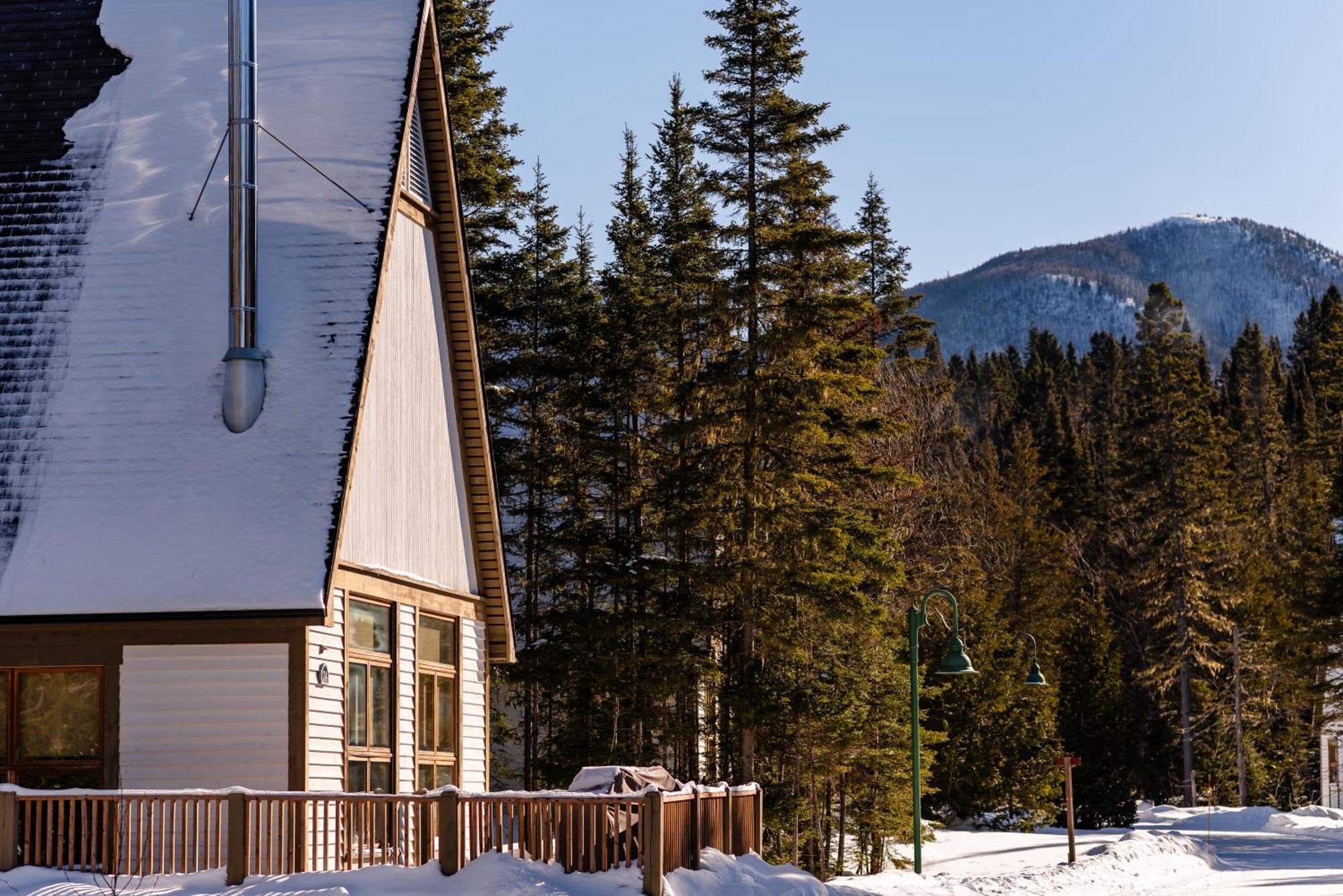 Gite Du Mont-Albert - Sepaq Sainte Anne-des-Chênes Екстериор снимка