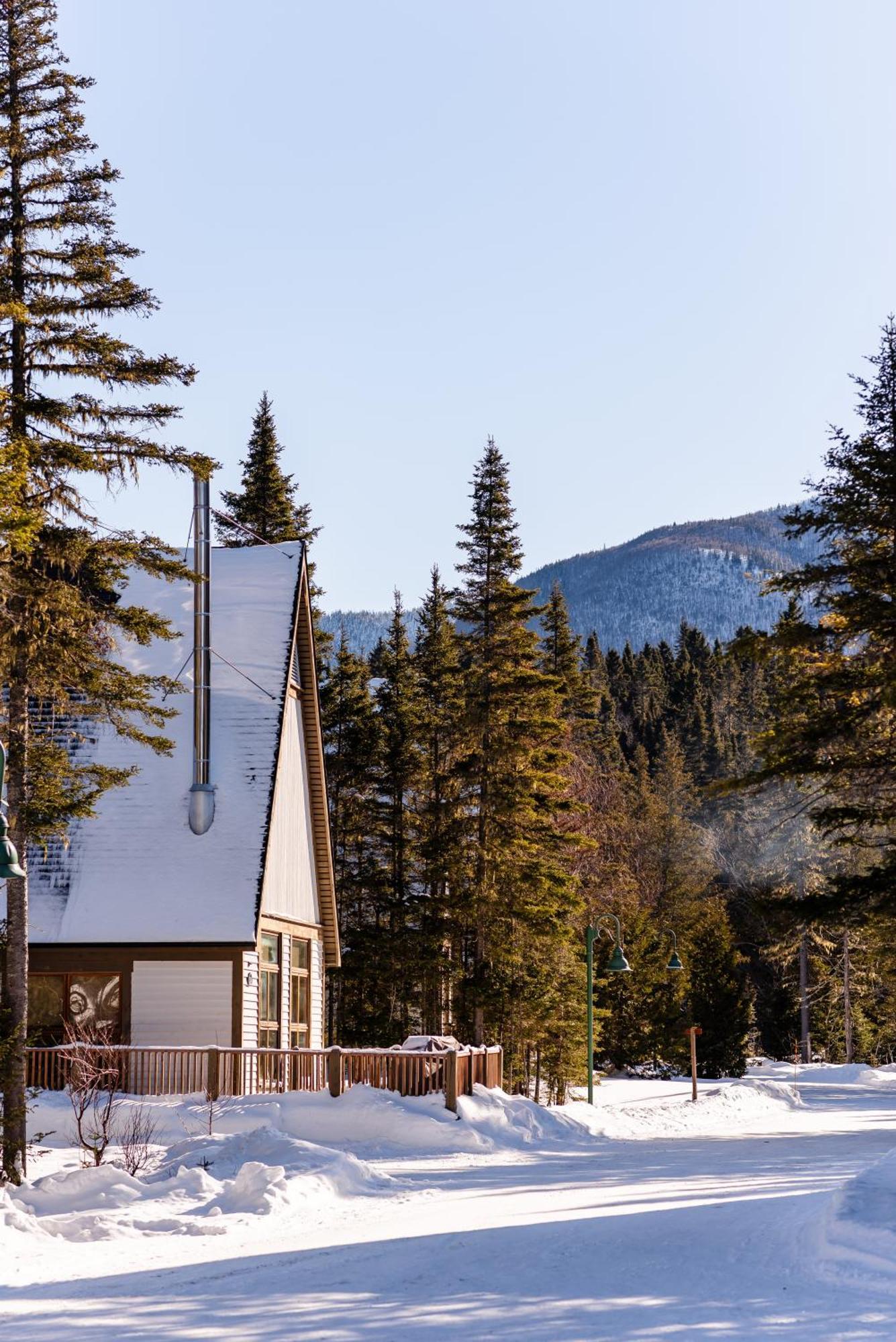 Gite Du Mont-Albert - Sepaq Sainte Anne-des-Chênes Екстериор снимка